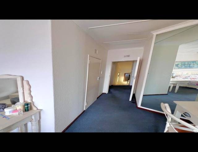 2 BEDROOM PROPERTY TO RENT IN LAWRENCE ROCKS